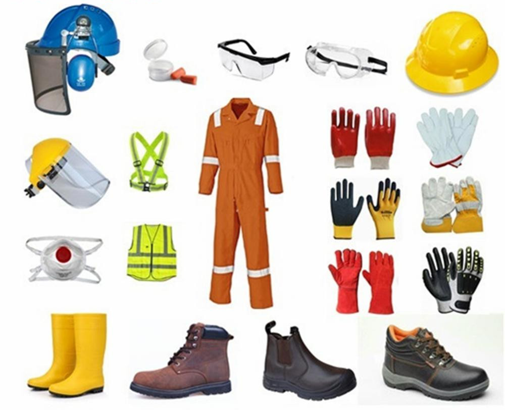 Set complet d'EPI: casque, gants, bottes, combinaison, etc.